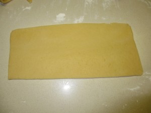 imqaret - dough strip