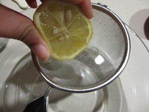 apple rose - squeeze lemon